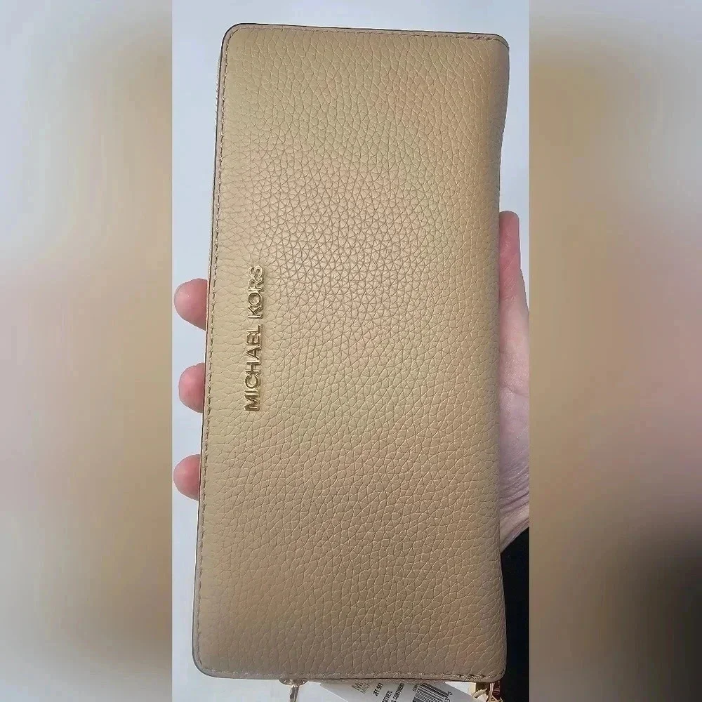 Michael Kors Jet Set Large Travel Continental Leather Wallet Wristlet Camel NWT